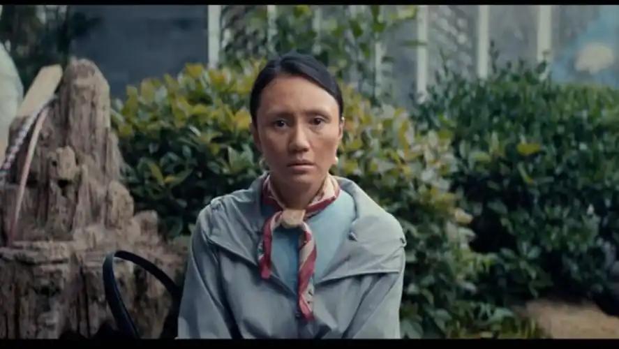 这是袁泉？看到袁泉的颠覆性形象，才知章子怡与她的差距。章子怡在《酱园弄》里演了