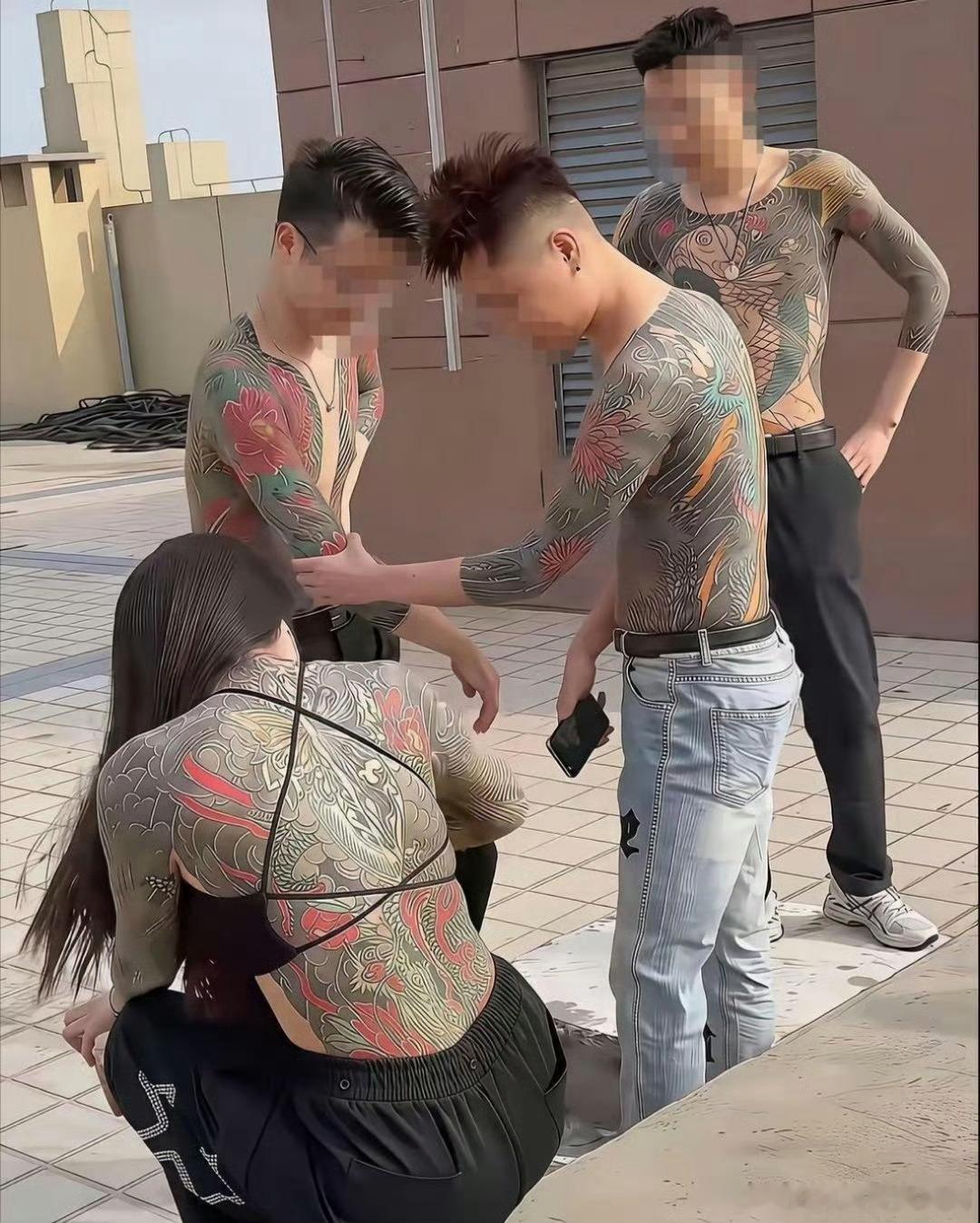 这是谁的儿子谁的女儿