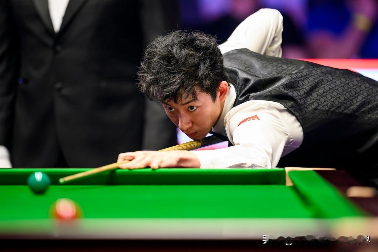 吴宜泽不敌威尔逊赛后采访：“开局阶段我们俩都打得不是很好，4比2领先的时候我有两