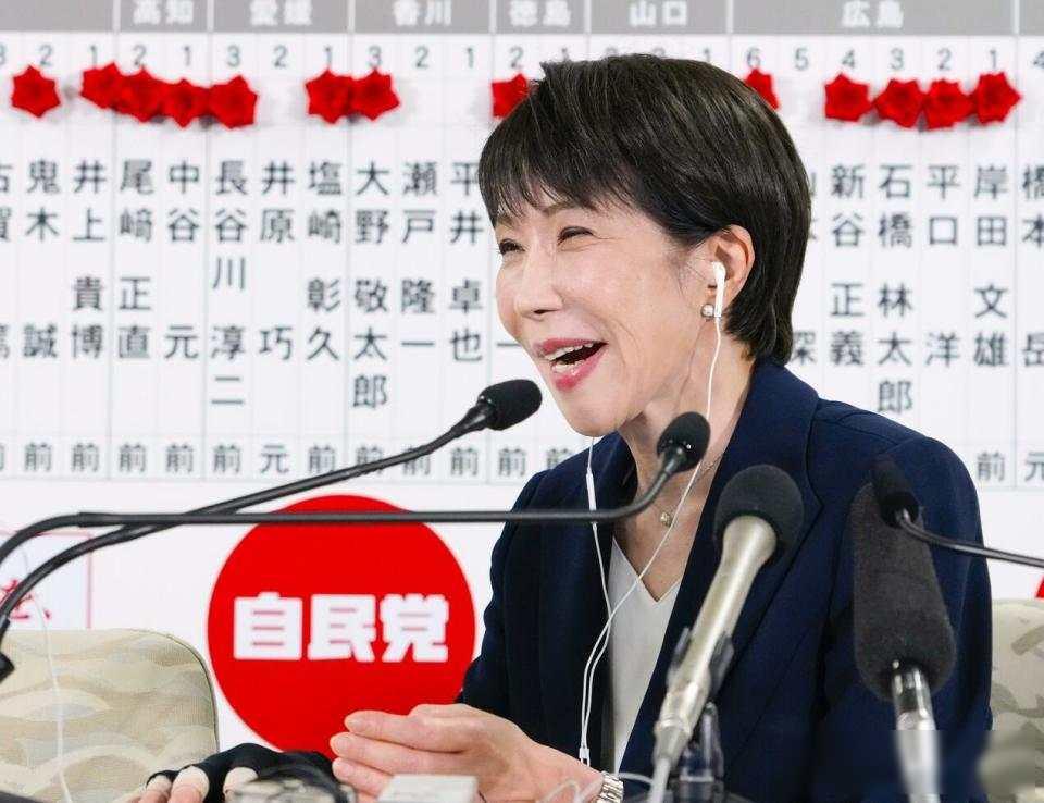 北方人过节不提“北方领土日”，年轻人查日历才知这天有说法，老一辈沉默着煮饺子