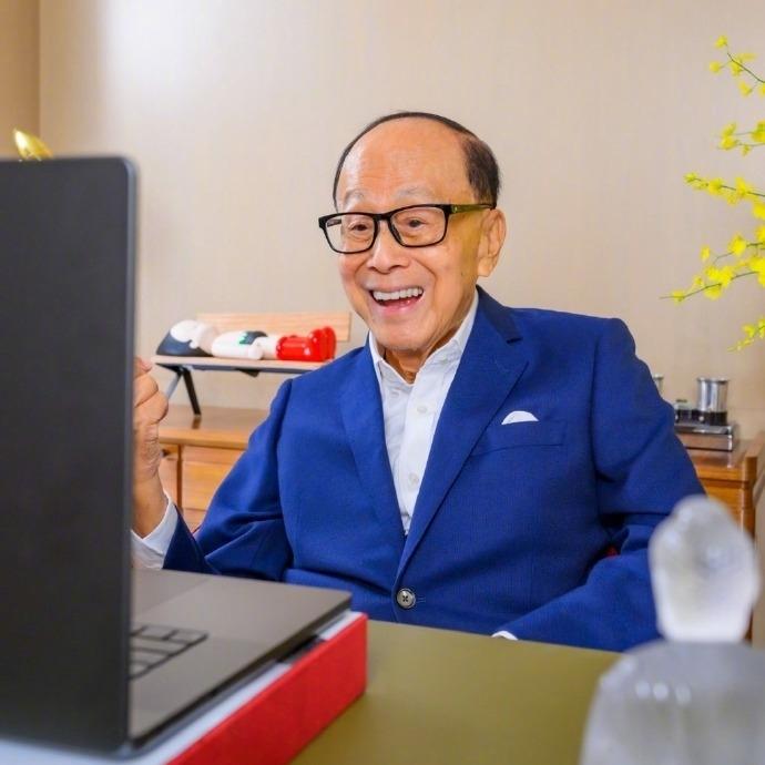 香港超人李嘉诚旗下两家旗舰上市公司都发布了2026年中期财报，长和赚得净利润35