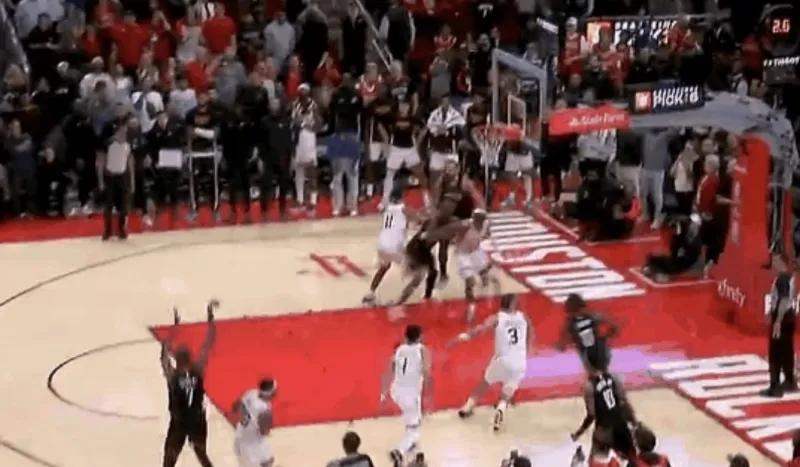 战旧主，杜兰特手撕前任，1.1秒火箭杜兰特完成绝杀，战胜太阳，三杀太阳！这球真