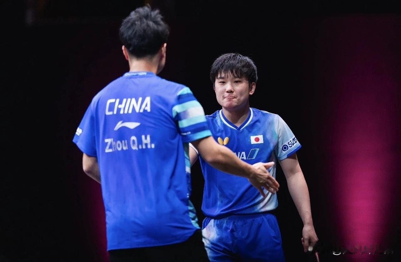 不喜欢张本智和的2个原因。一是加入哪个国家打球不好，非得加入日本。虽然竞技体