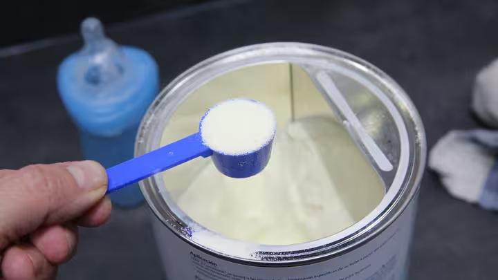 速报：毒奶粉害死4名婴儿，法国政府要求召回！吃法国奶粉的注意了！！据法国广播电