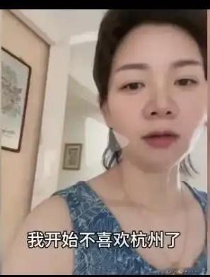“由于杭州的禁狗令，我开始不喜欢杭州了！”这是一个养狗女士对于杭州实行禁狗令