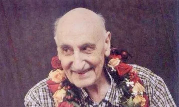 法国空军司令的儿子米里拜尔，从1976年开始无偿资助中国学生留学，只有一个要求，