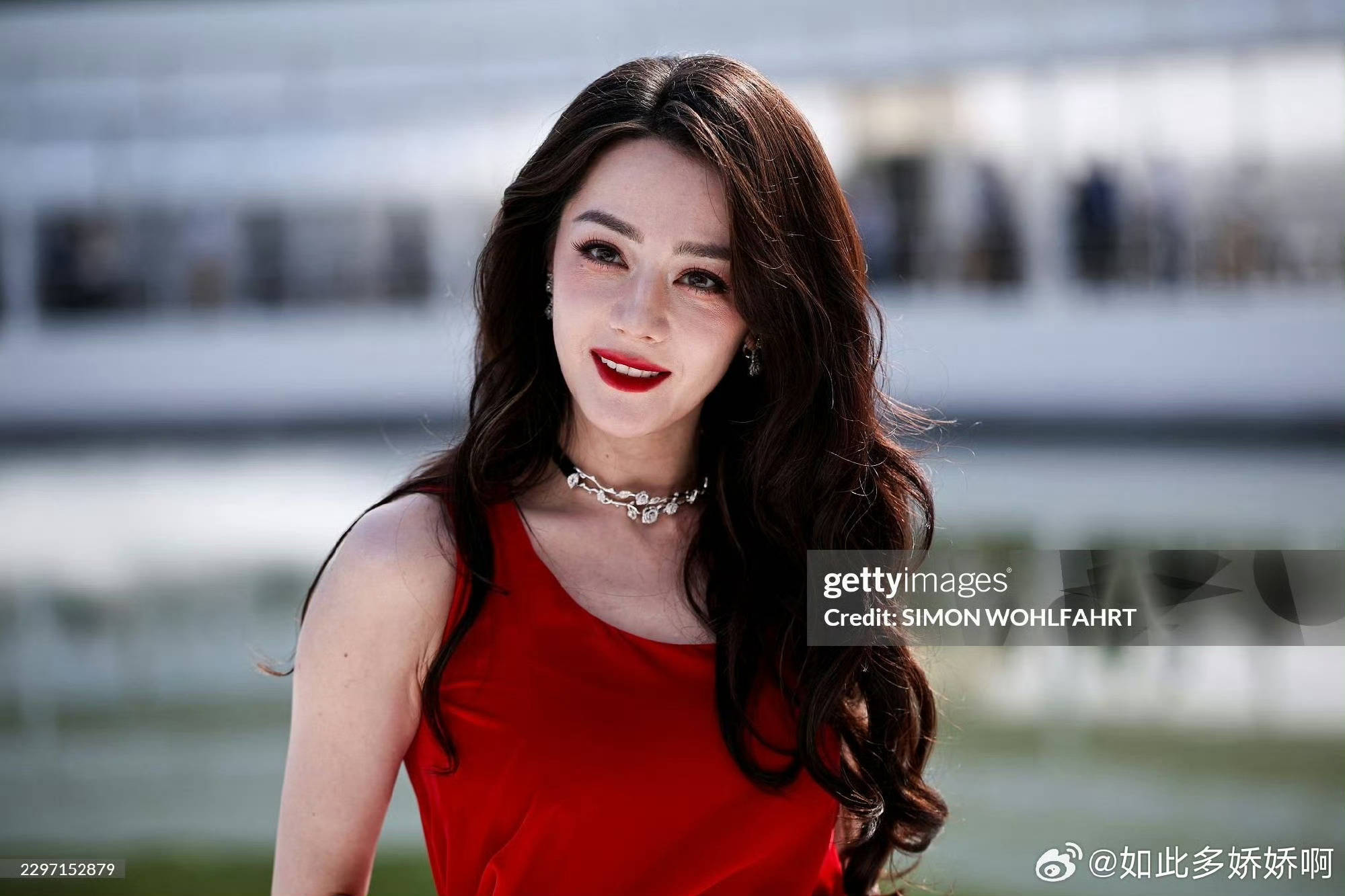 LingOrm发的和八的合照生图，怪不得这几天路透各种遮遮…​​​