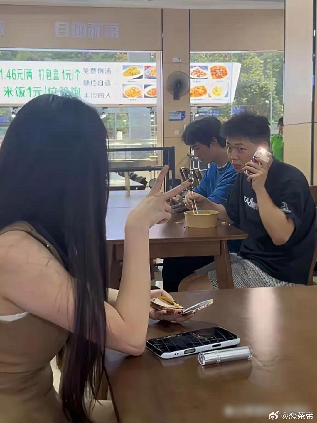 一生中最尴尬的时候。
