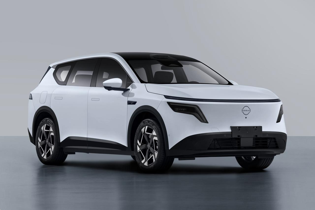 工信部车展：东风日产NX8，插电式增程。-三围4870*1920*1680mm