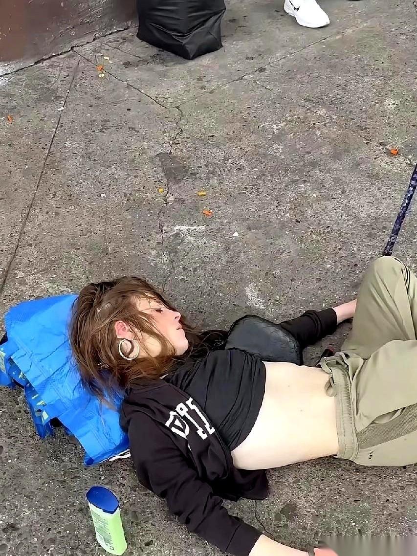 她还活着。但她的肝、她的眼角膜，甚至她的心脏……可能早就被“预定”了。就这么