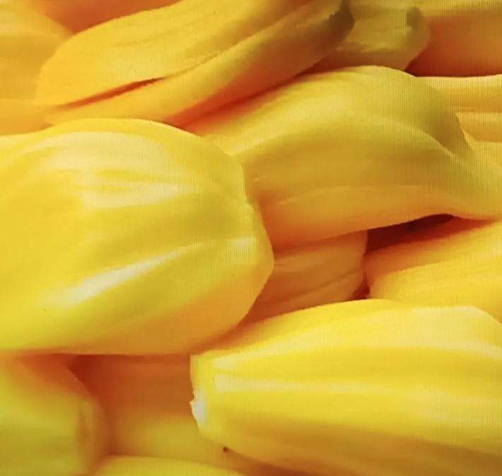 生活中有些常见食材，能在健康方面立大功。就像莲藕，它看着普通，却是养护身体的小功