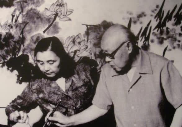 李苦禅是个画痴，一心都扑在画画事业上，他离婚后更是如此。他四处开画展，研磨画艺，