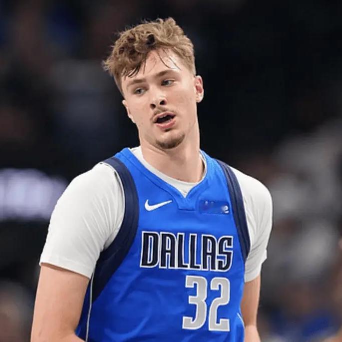 我觉得弗拉格大概率水了，不是因为运球不稳，也不是习惯打铁，更不是失误太多。而