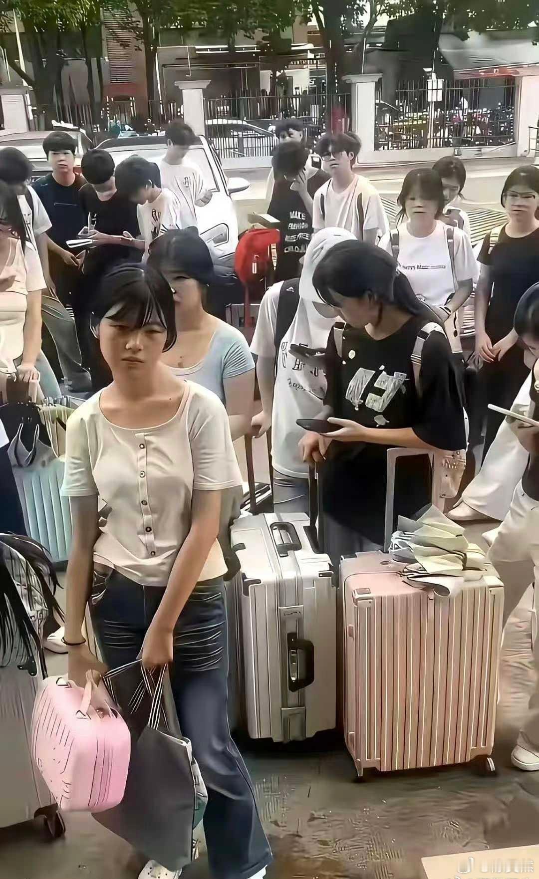 70年代的年轻人Vs现在的年轻人​​​
