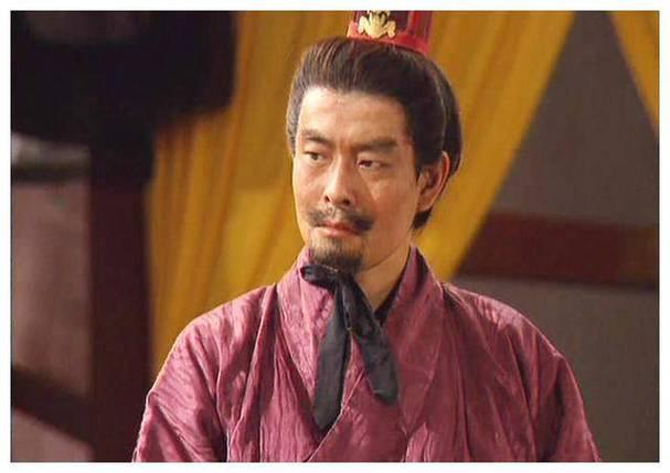 小霸王孙策：26岁英年早逝，6年打下江东六郡，东吴真正开国者孙策，字伯符，