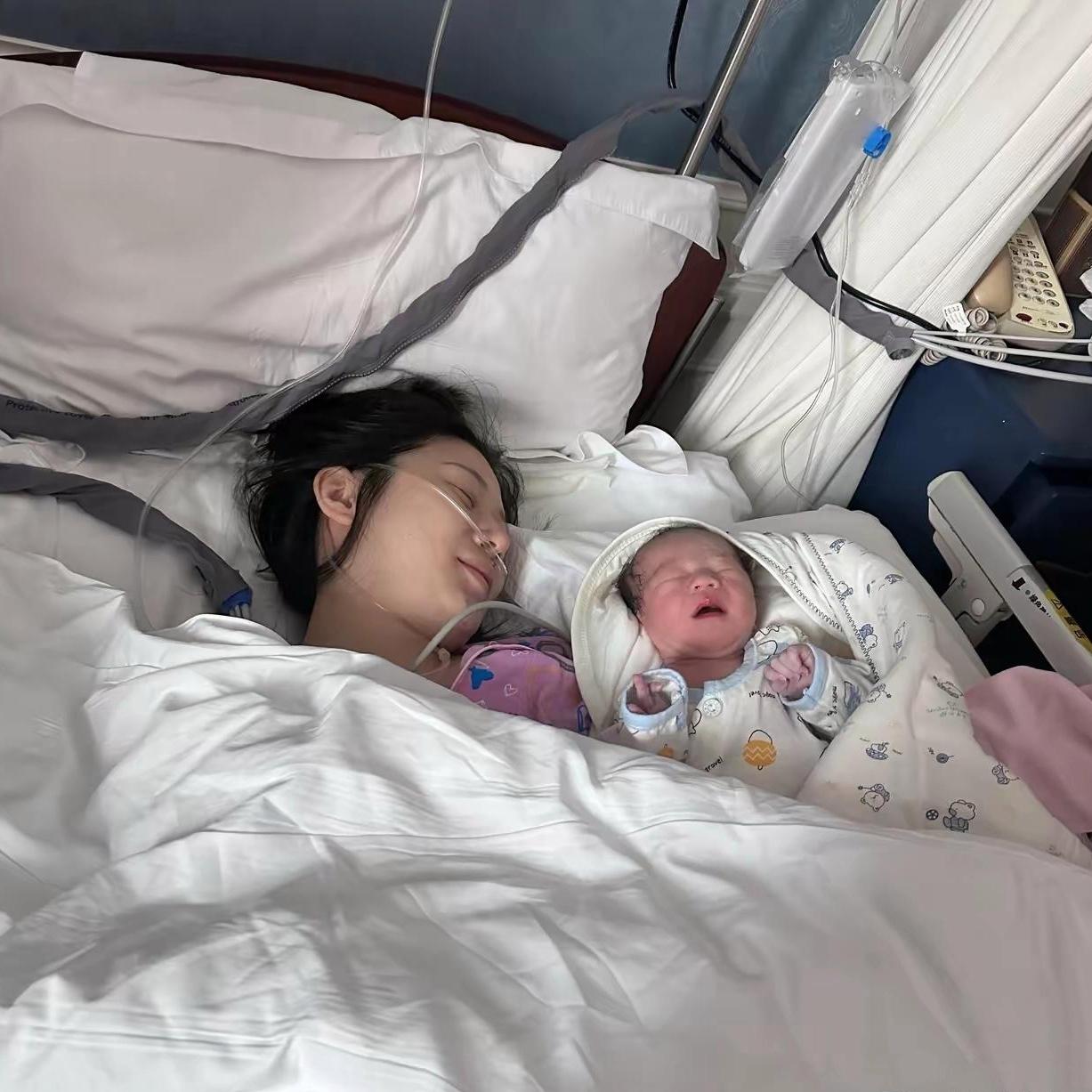 28天要花3万8坐月子！听完服务内容我沉默了同事女儿刚生完娃就定下月子中心