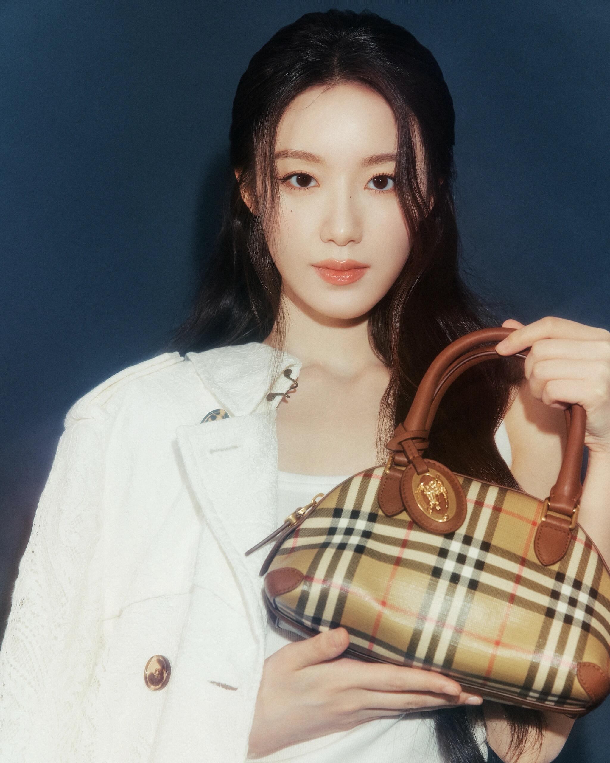 叶舒华xBurberry