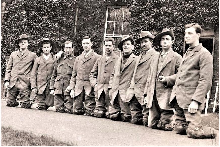 这是一张感人至深的照片，拍摄于1918年伦敦绍索尔（Southall）的澳大利亚