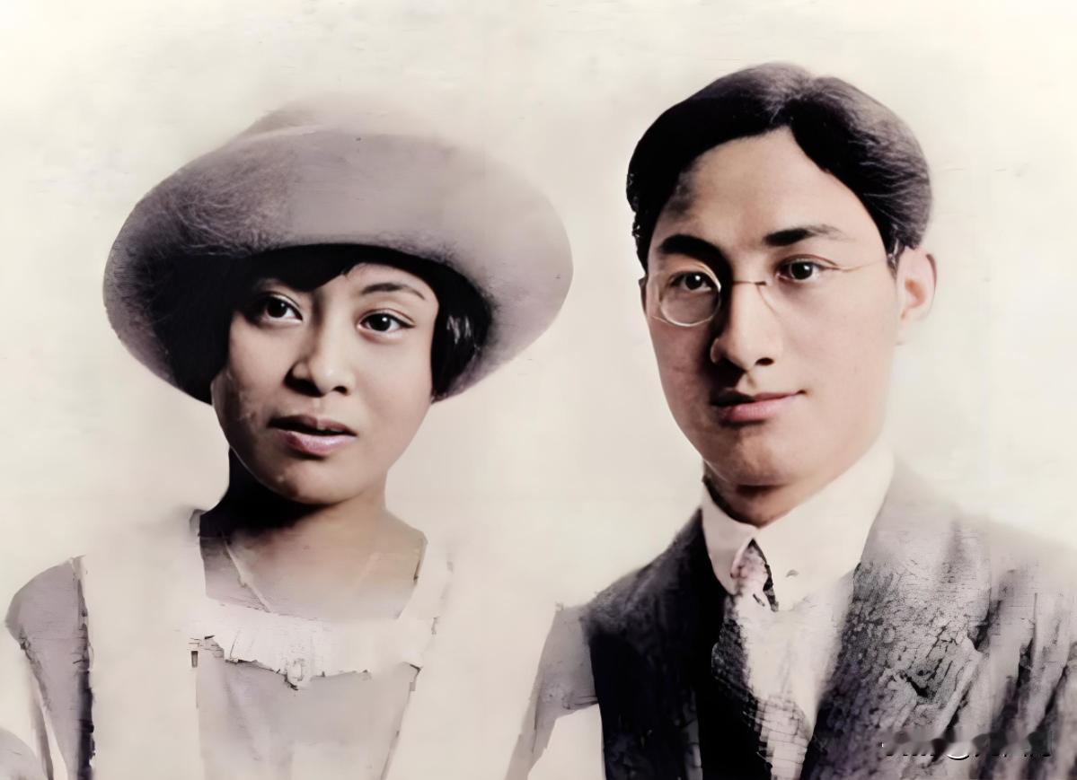 1930年，徐志摩母亲病重，徐父给前儿媳张幼仪打电话让她速归，张幼仪称自己已经离