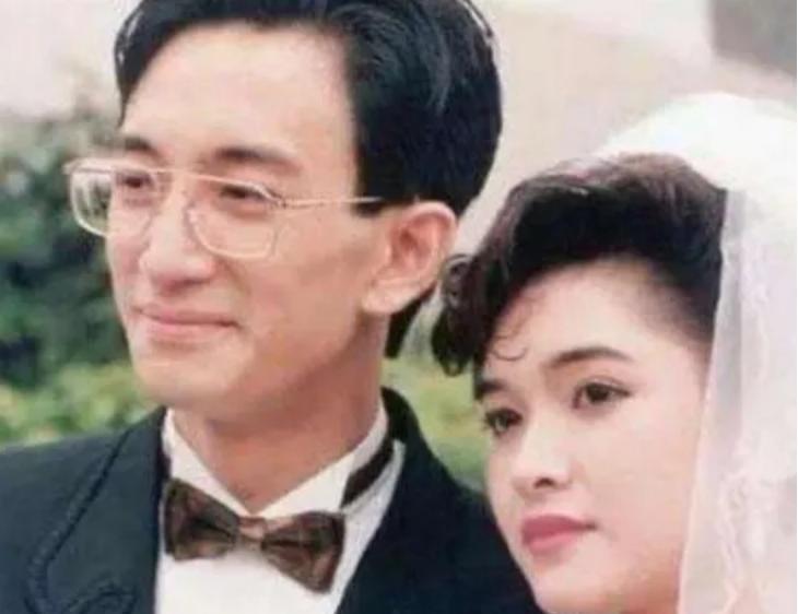 2007年，43岁的吴启华花650万，娶了22岁的石洋子。没想到婚后，石洋子就将