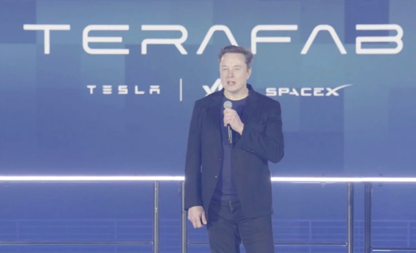 马斯克芯片大动作！特斯拉联手SpaceX、xAI在美建芯片中心，目标量产2纳米芯