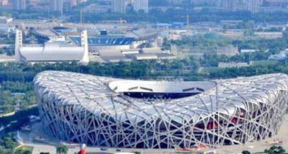拆除“鸟巢”？2003年开工，耗费34亿占据北京黄金地段，每年维护费用高