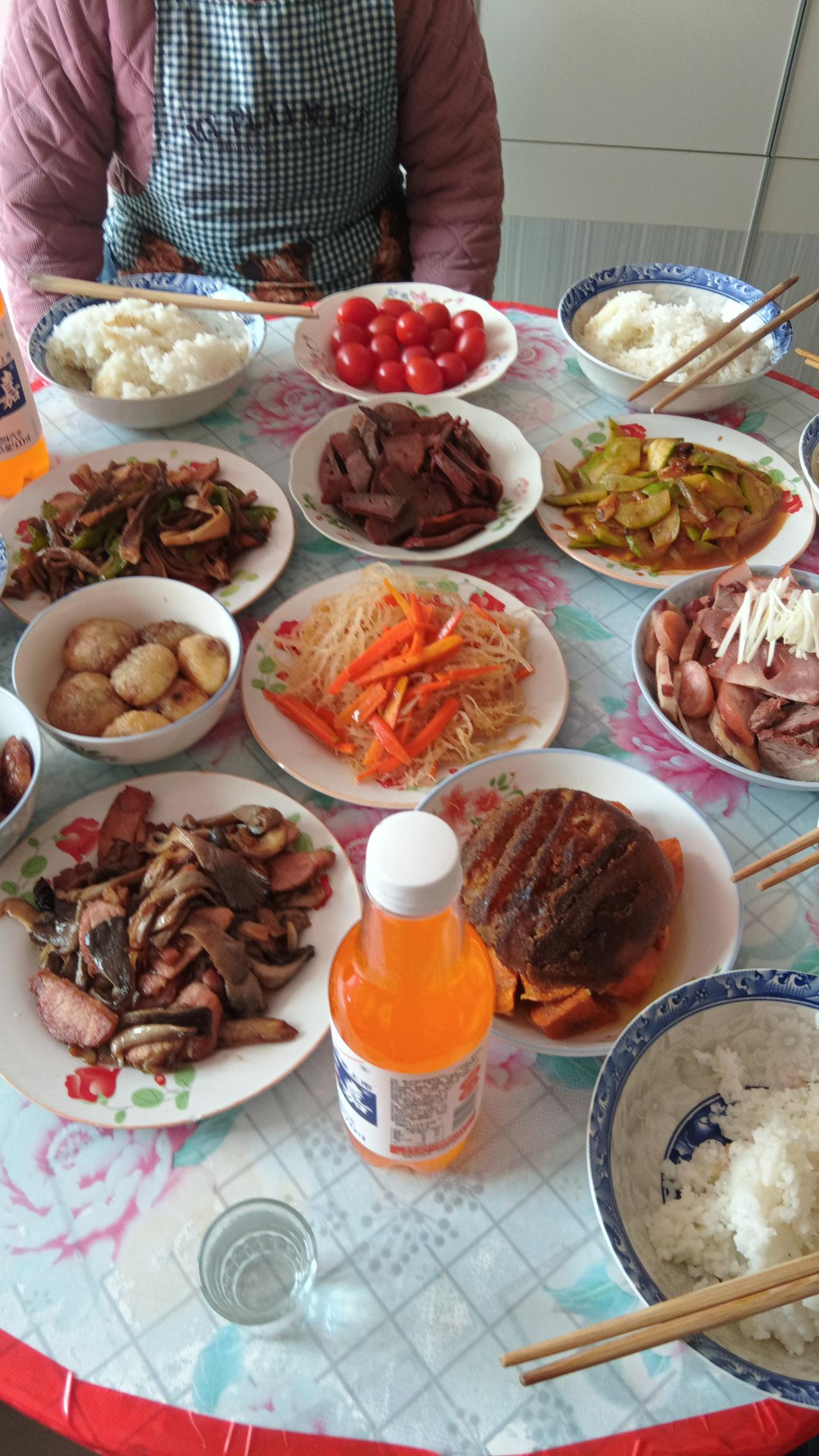 简简单单除夕中午饭