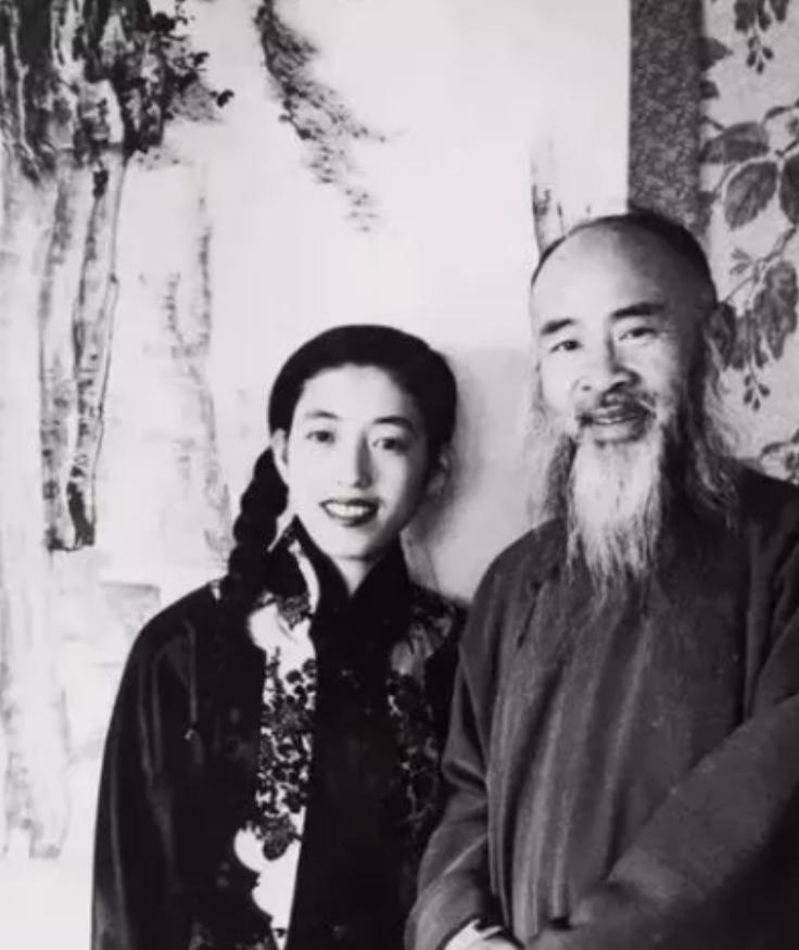 一次，富豪买了张大千一幅画，回家却发现是赝品。谁知，富豪非但不生气，还邀请张大千