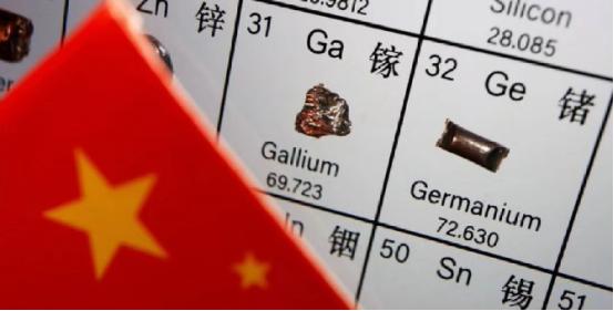英国媒体《金融时报》评论称，中国出台全面稀土出口管制措施以保护国家安全。 这