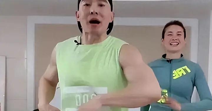 刘畊宏粉丝暴跌1000万！四年跳操未停，他到底在练什么？