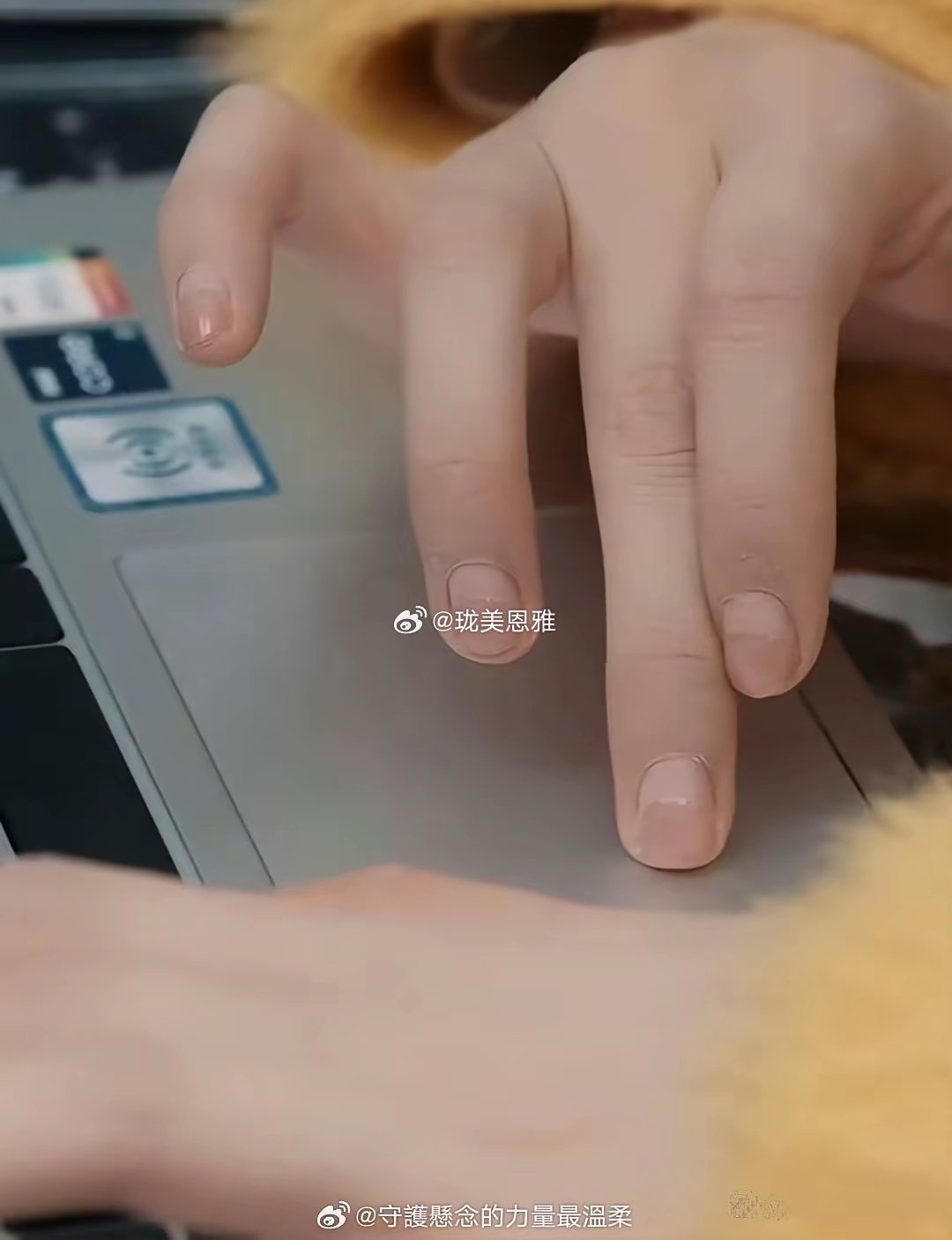 没追剧，瞅见任敏这指甲头一个念头是她忙，非穷…有和我一样想法的不​​​​​