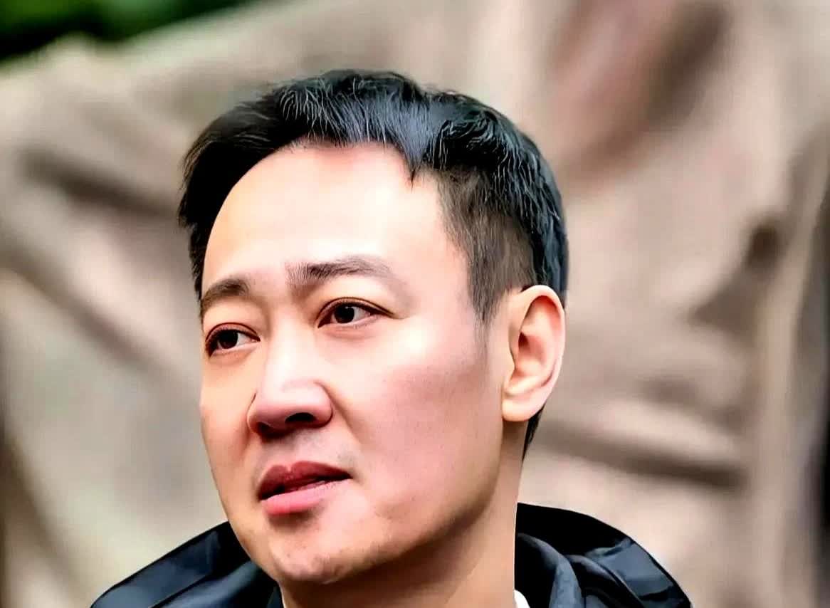 本以为辛柏青已经走出来了也以为他打算拍戏了万万没想到，他居然这样