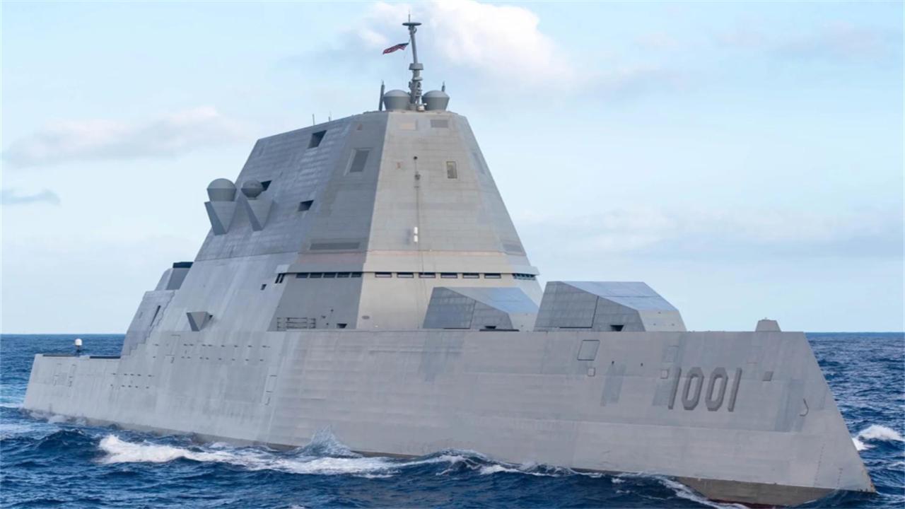 三艘“科幻战舰”魔改，美国想用“隐身重拳”撬动台海天平？当美国海军那艘造型前