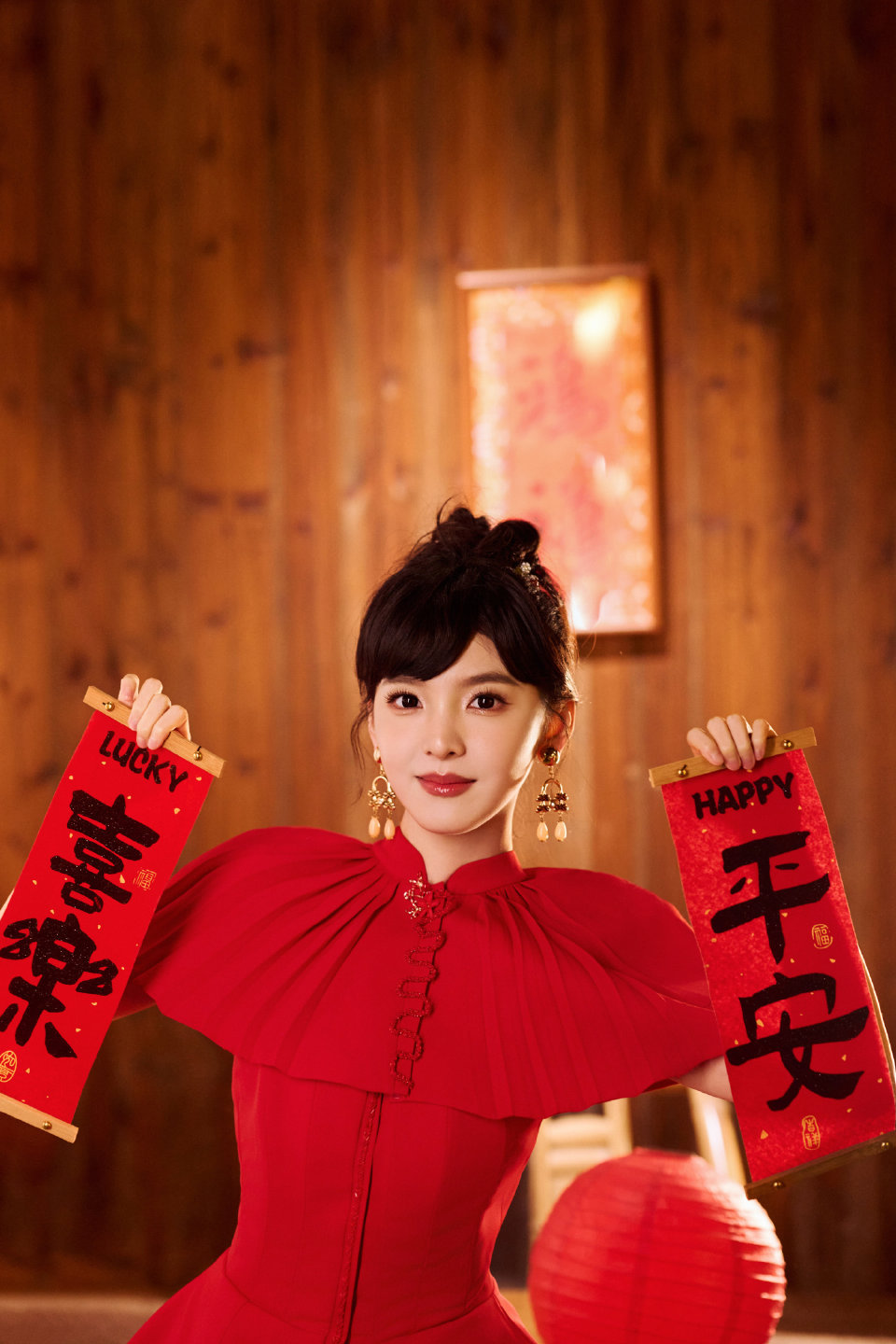 章若楠义乌春晚楠楠这是要逆天啊，太美了