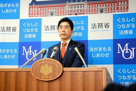 百亿高铁烂尾，日本破防大喊：印度人毫无信誉！日本被印度坑了整整十年，从新干线活活