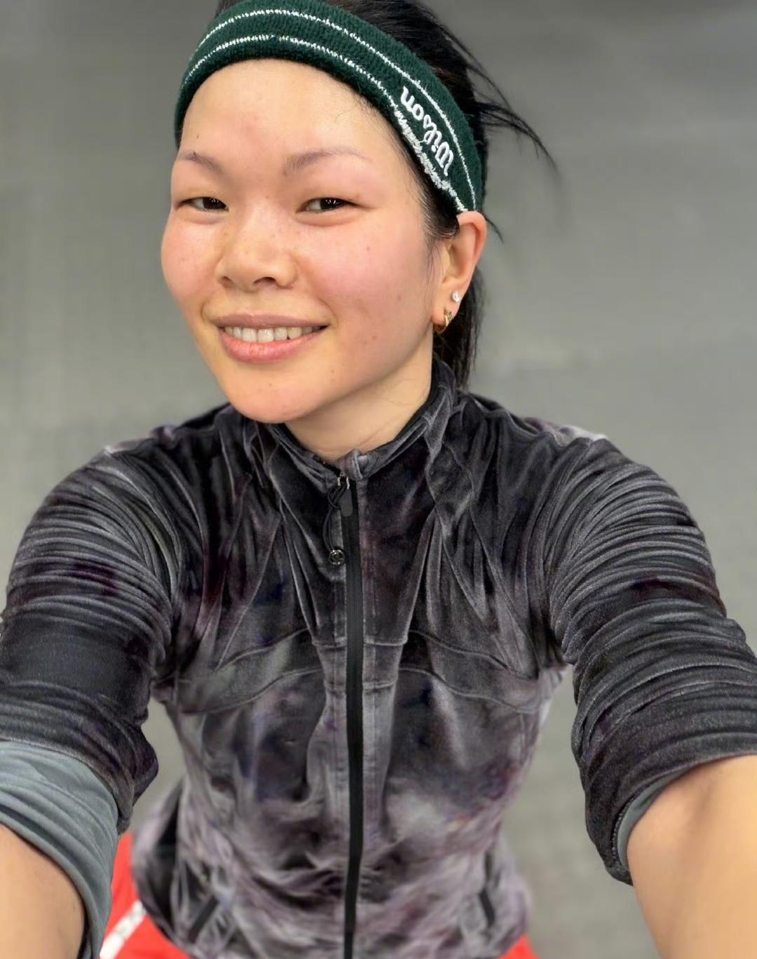 4月9日上午9:20的时候，吕燕在个人账号晒出了自己的最新运动照。照片中的她，虽