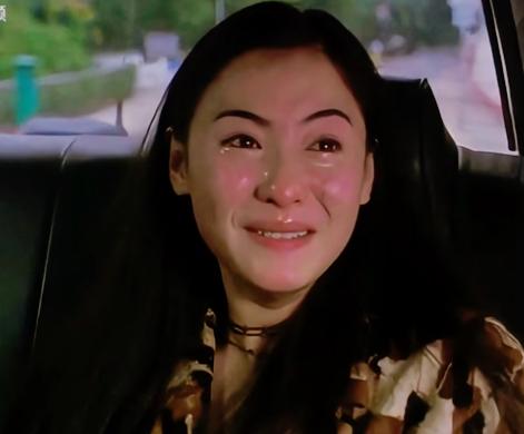 张柏芝法庭哭到崩溃，才懂：女人要的从不是婚姻，是难时有人撑一把！45岁独自带