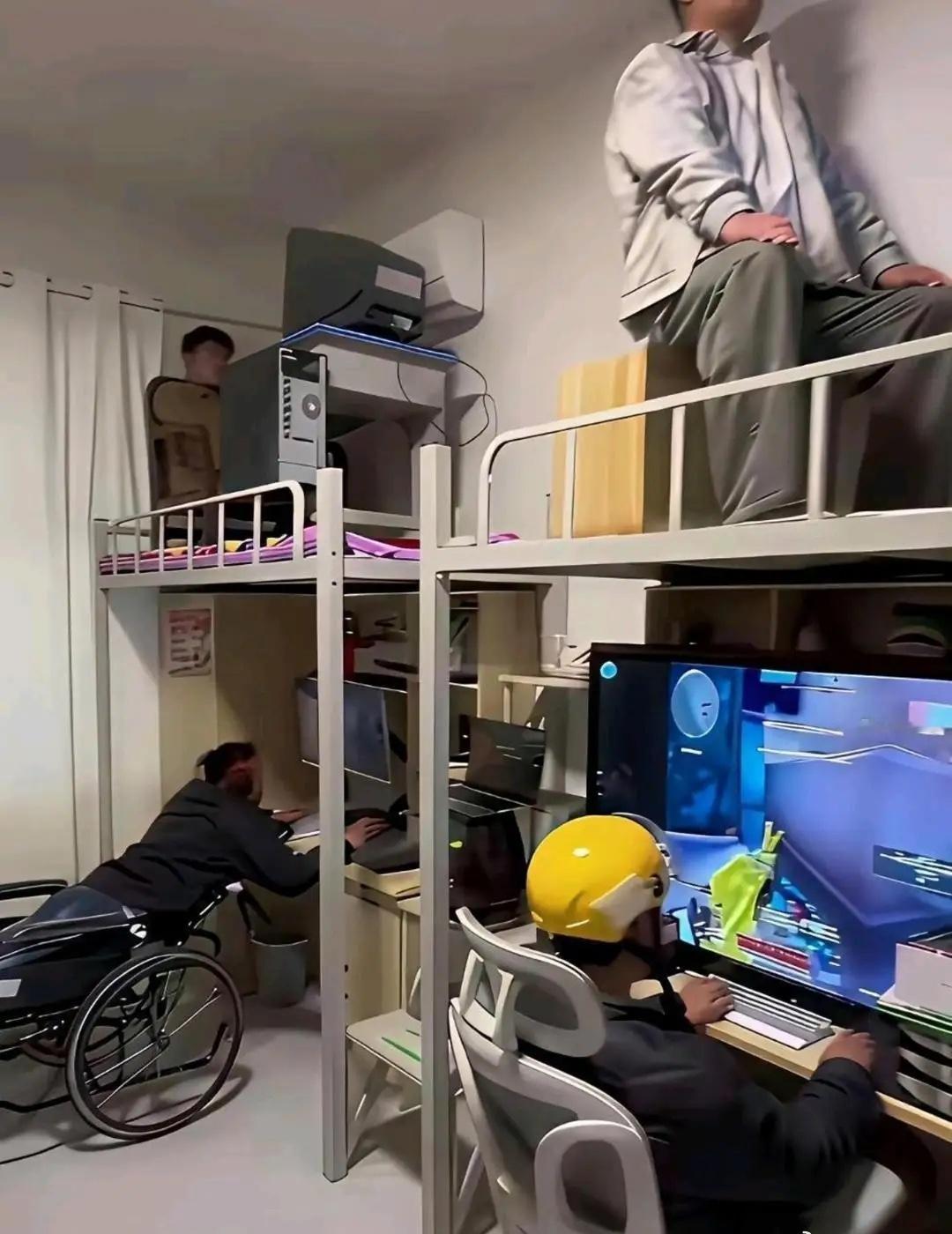 一宿舍全是人才啊！