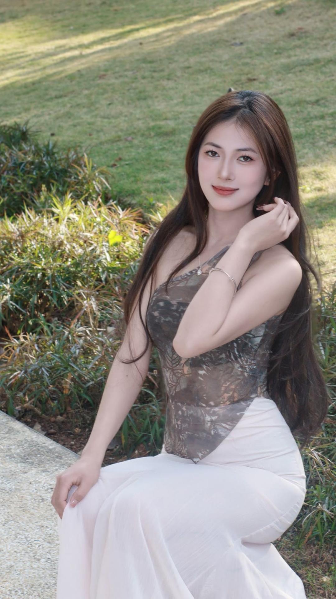 大胆做自己，错了也会有人拥抱你！分享一张最近随手拍的照片什么样的穿搭可以成为气质