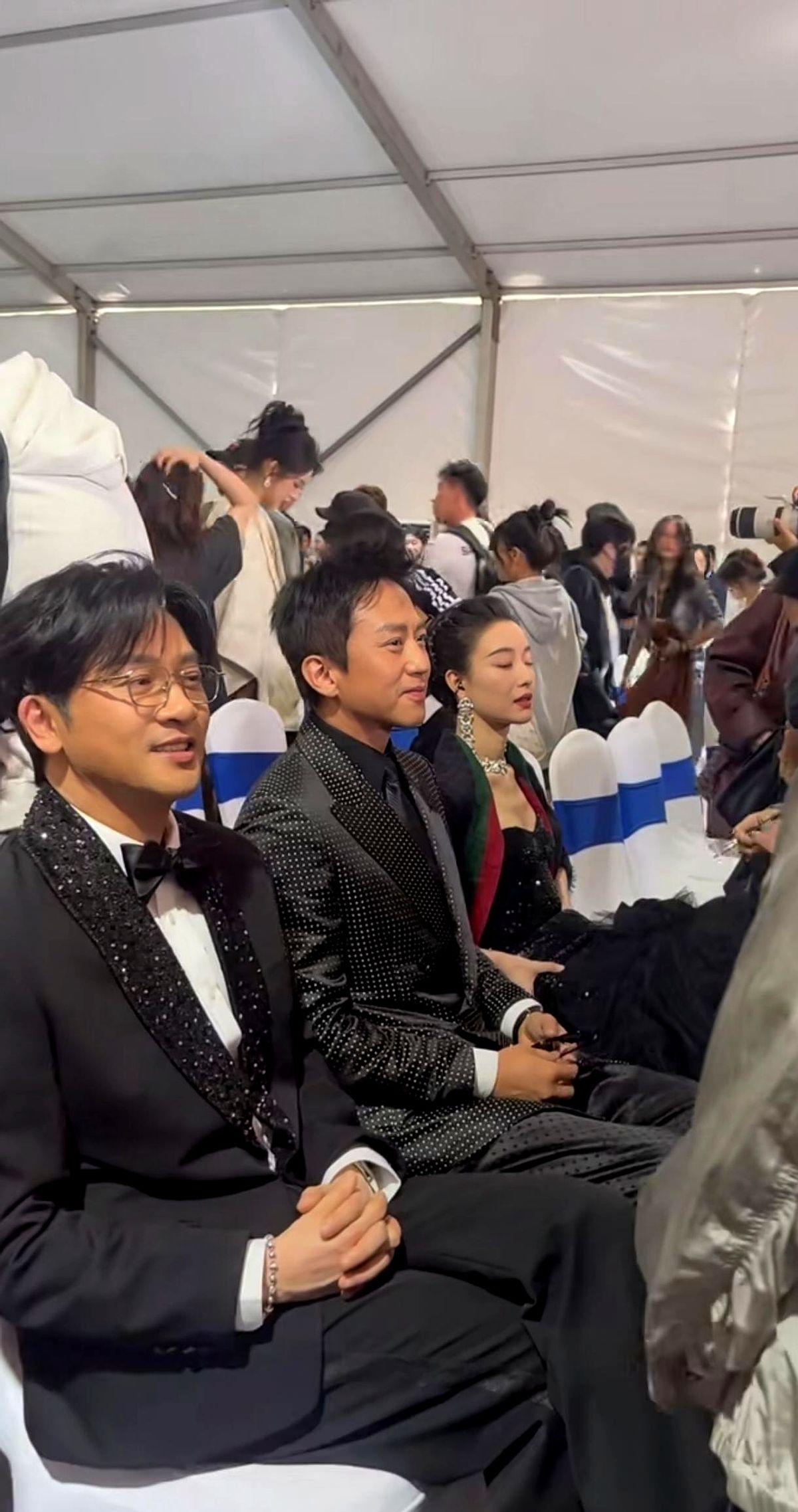 金鸡百花电影节候场区，苏有朋从小虎队一路过来，还这么年轻，很斯文。这次在厦门