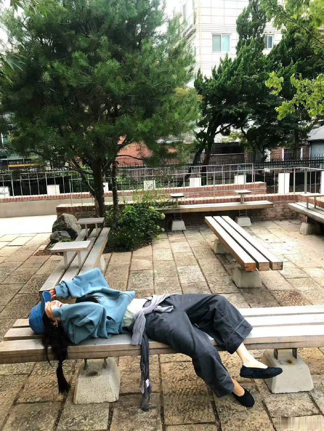章若楠的鞋子也磨脚章若楠鞋子磨脚​章若楠的鞋子也磨脚​​​