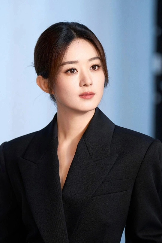 赵丽颖曾两次恳请别把镜头对准孩子赵丽颖两次恳请别把镜头对准孩子，真的温柔又有力量