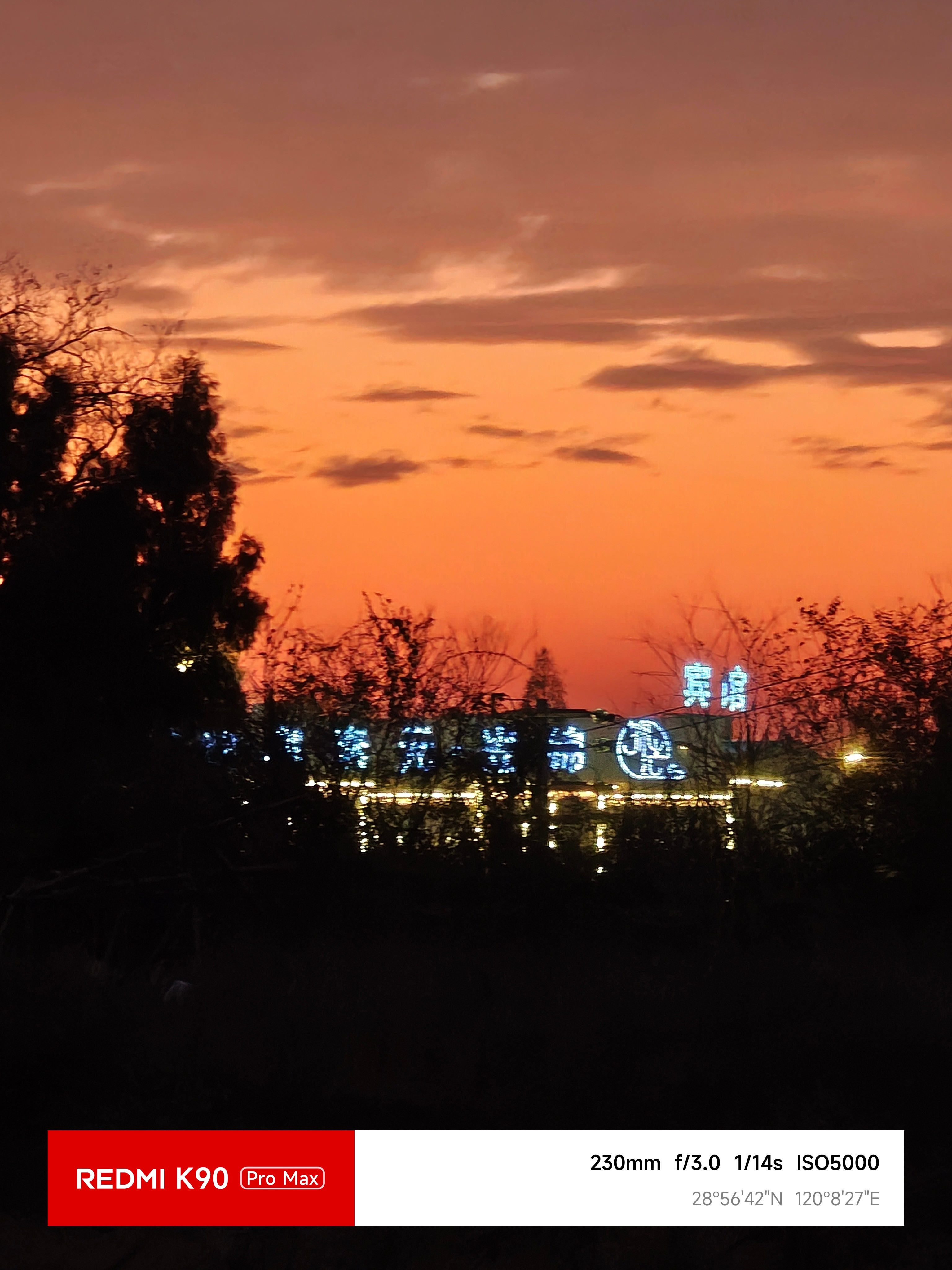 吃饭啦，今天亲戚家乔迁新屋子真羡慕啊，美食超多