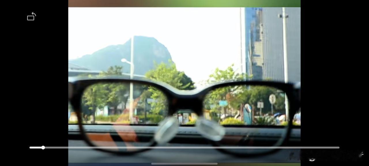 太科幻！全国首个！柳州用上AR眼镜执法，扫一眼抓违规出租以前只在科幻片见过的“