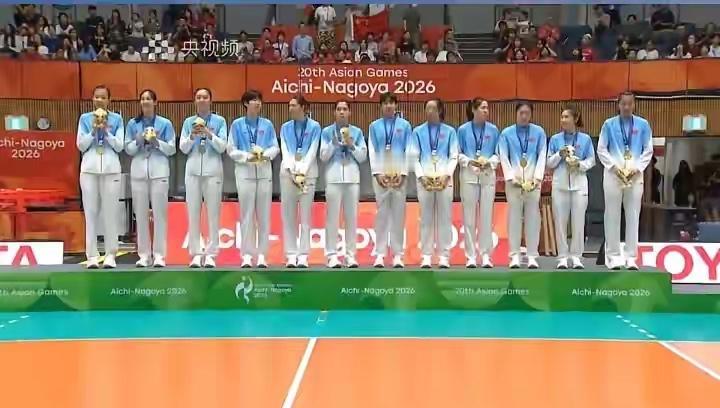 中国女排3:0战胜东道主日本女排，获得亚运会冠军。中国女排青春风暴、整体排球开