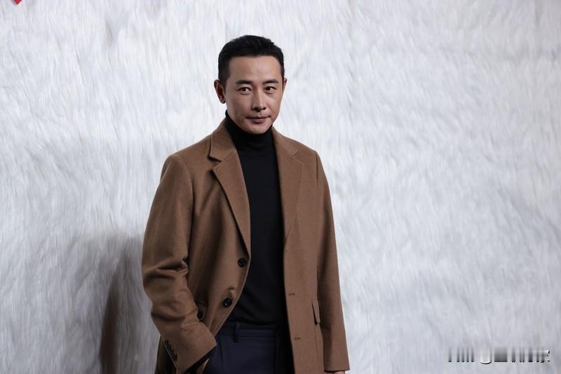 11月23日，罗晋父亲罗宝希的告别仪式在八宝山举行。罗宝希是江西宜春铜鼓县人，和