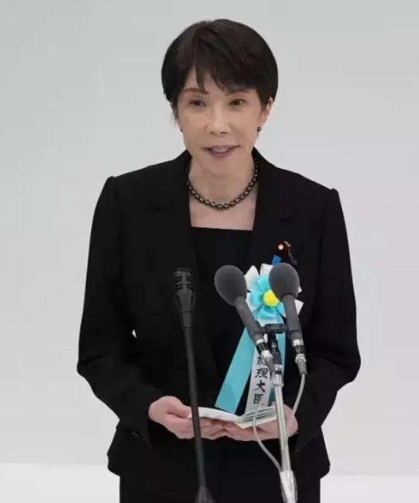 近100个国家来了，60多位部级和军队总长级代表到了。这个规格，放在全球防务论坛