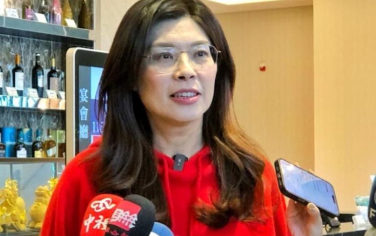 强硬回绝！卢秀燕呼吁台中提名民调早做，郑丽文直言：按制度走，不可能改！要知道