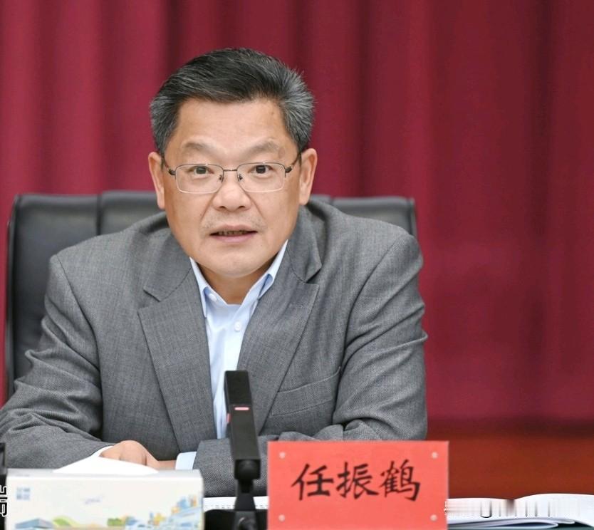 甘肃人事调整！任振鹤已经卸任甘肃省政府党组书记职务。8月31日，根据国内媒体报道