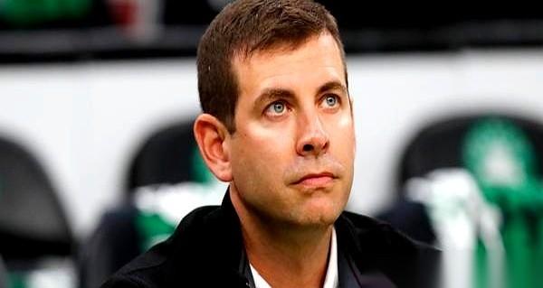 波士顿凯尔特人，这支冠军热门，管理层的电话估计已经被打烫了。有记者直接把话挑明